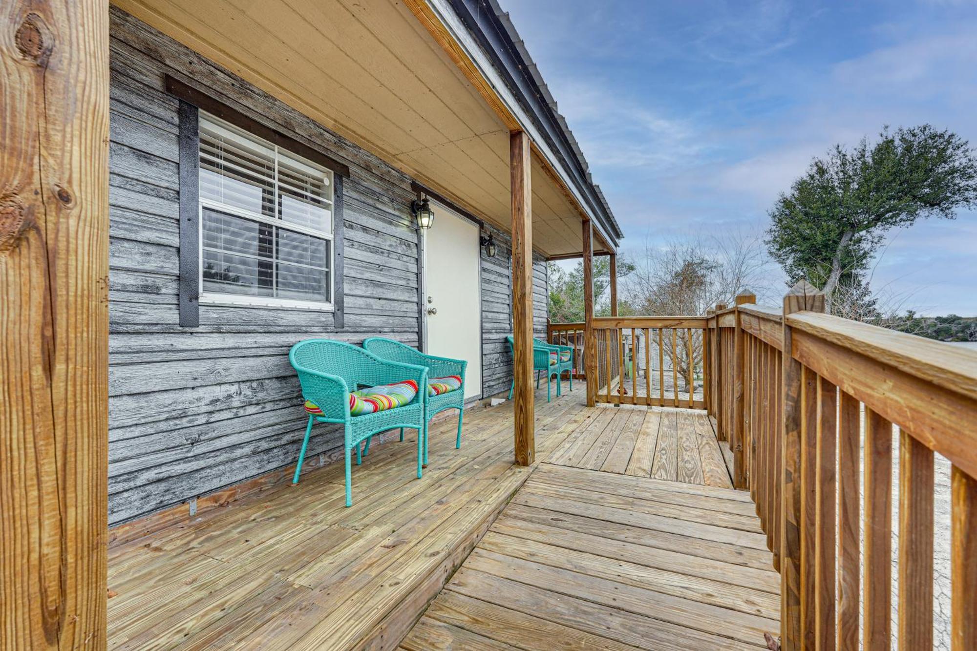 Lakefront Panama City Studio With Hot Tub Access Dış mekan fotoğraf